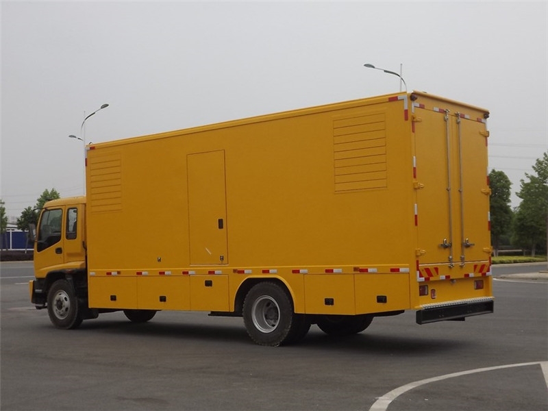 福田发电车出租- 柴油发电机油箱怎么清洗