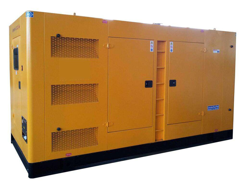 福田租赁发电机-柴油发电机组散热水箱里水里有机油是怎么回事？