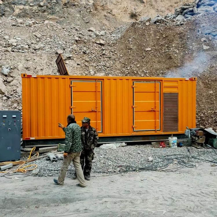 福田如何选择适合自己的 800KW 柴油发电机组？