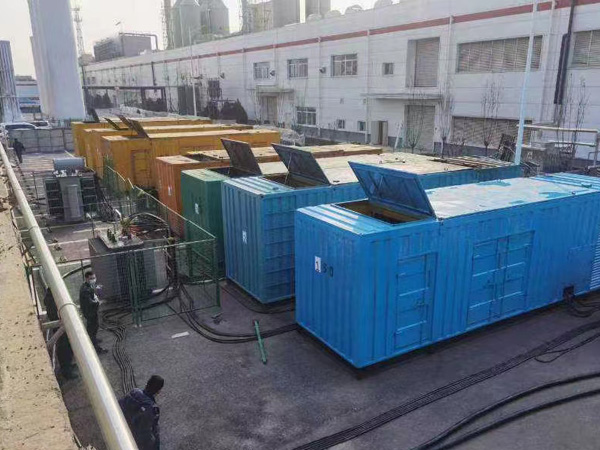 福田380V和690V电压的电缆线相同吗？