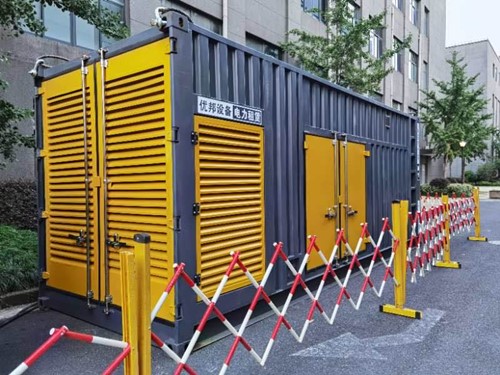 福田如何使用转速表检查发动机的转速？