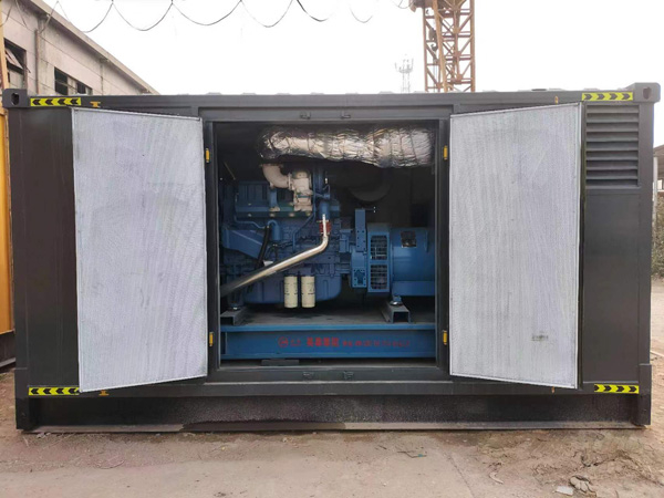 福田柴油发电机组的电瓶应该如何选择？