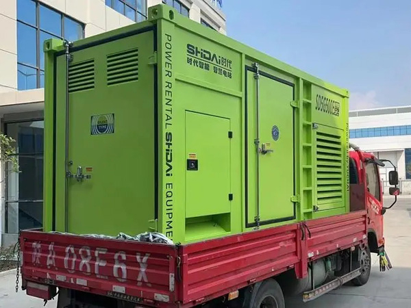 福田更换水冷式机油散热器的密封件时，如何选择合适的密封胶？